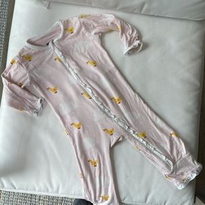 Euc kickee pants 3-6 mths